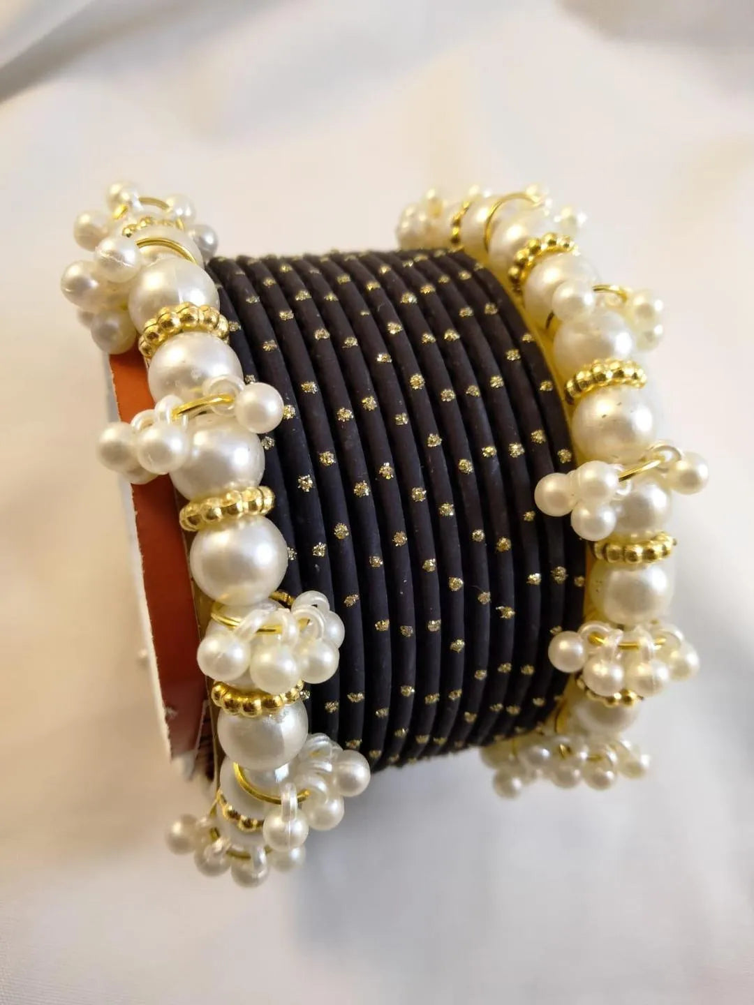1 Pc Hyderabadi Design Silver Plated Crystal Kara Bangle