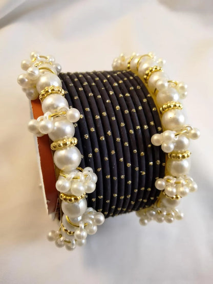 1 Pc Hyderabadi Design Silver Plated Crystal Kara Bangle